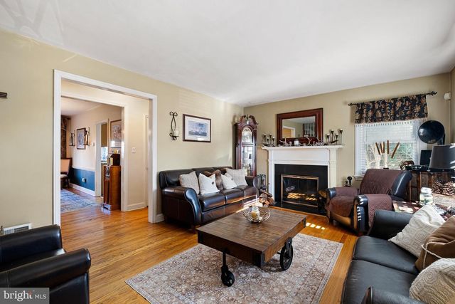 503 N DUPONT, Wilmington, DE 19807