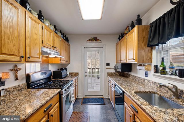 503 N DUPONT, Wilmington, DE 19807