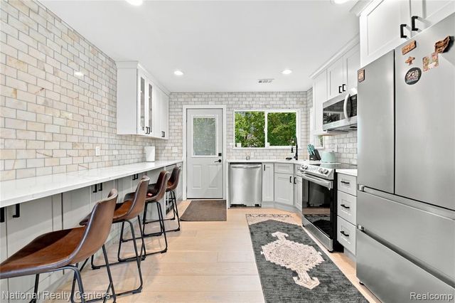 4125 Coolidge Highway, Royal Oak, MI 48073