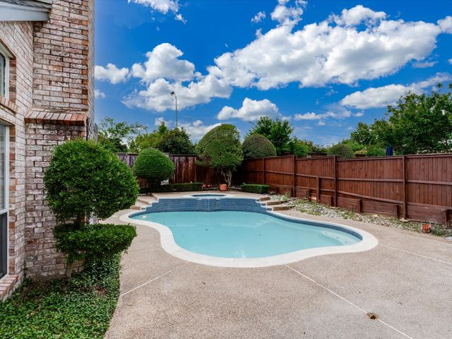736 Sunkist Lane, Plano, TX 75025
