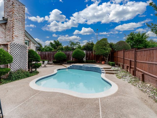 736 Sunkist Lane, Plano, TX 75025