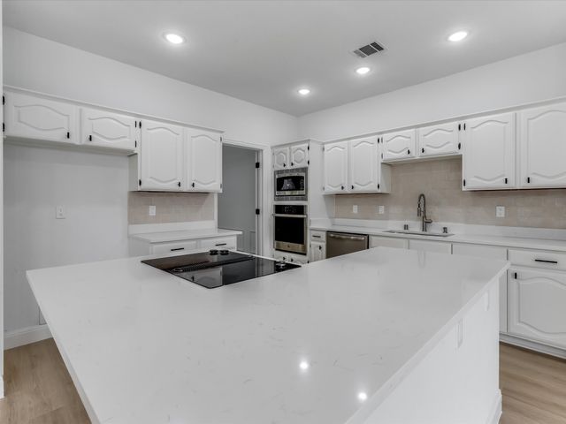 736 Sunkist Lane, Plano, TX 75025