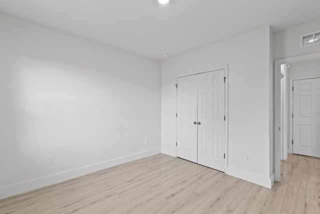 6455 NW Castlebrook Avenue, Port St Lucie, FL 34983