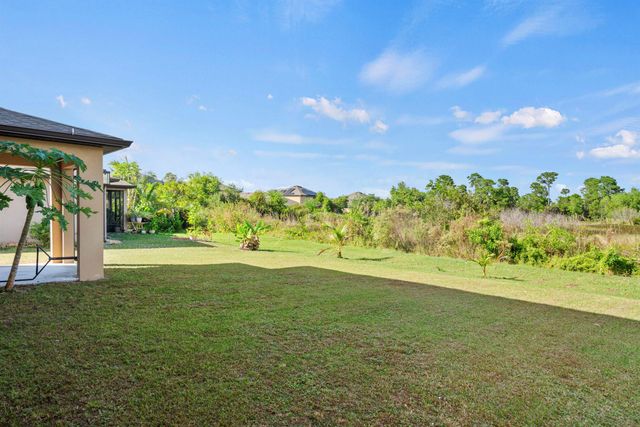 6455 NW Castlebrook Avenue, Port St Lucie, FL 34983