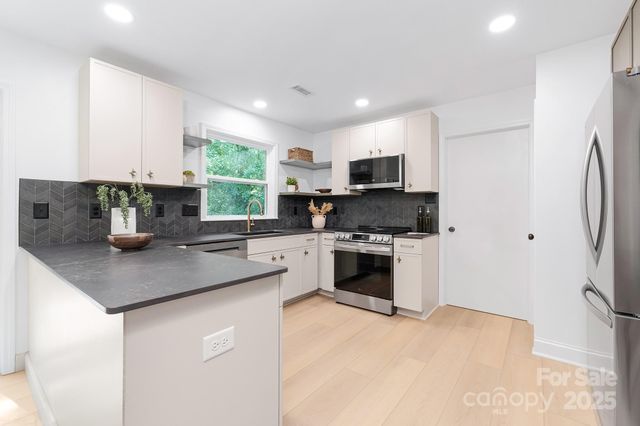 605 S Magnolia Street, Mooresville, NC 28115