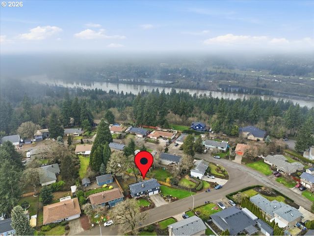 970 JOSEPHINE St, Oregon City, OR 97045