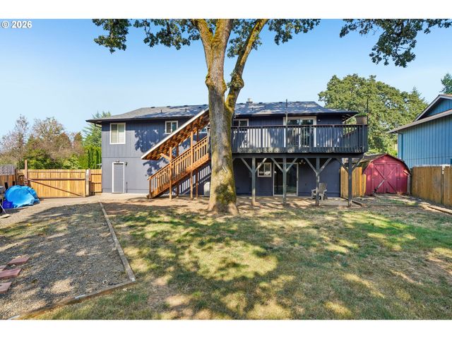 970 JOSEPHINE St, Oregon City, OR 97045
