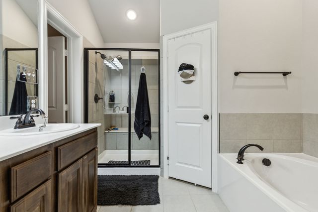 417 Highmeadow Drive, Aubrey, TX 76227
