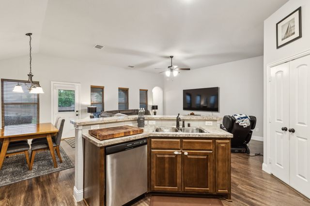 417 Highmeadow Drive, Aubrey, TX 76227