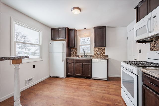 327 Estall Road, Greece, NY 14616