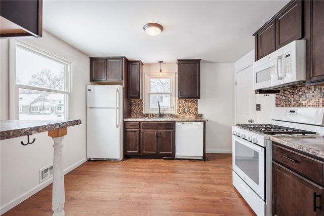 327 Estall Road, Greece, NY 14616