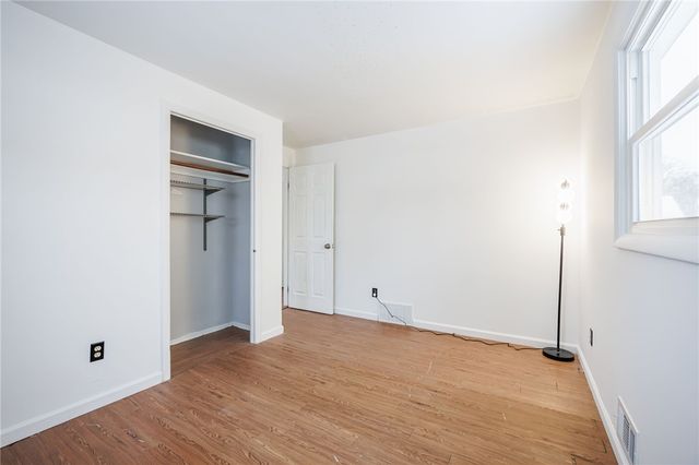 327 Estall Road, Greece, NY 14616