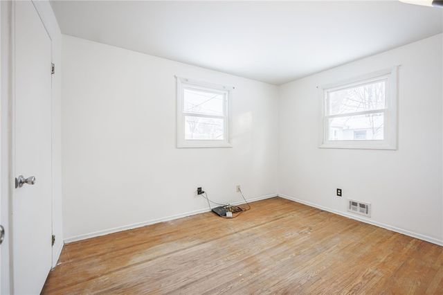 327 Estall Road, Greece, NY 14616