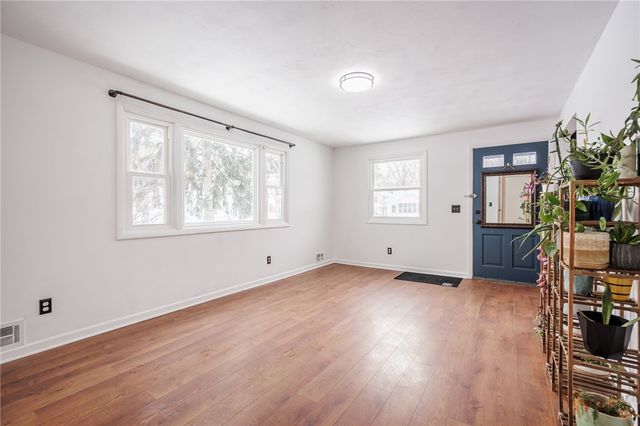 327 Estall Road, Greece, NY 14616