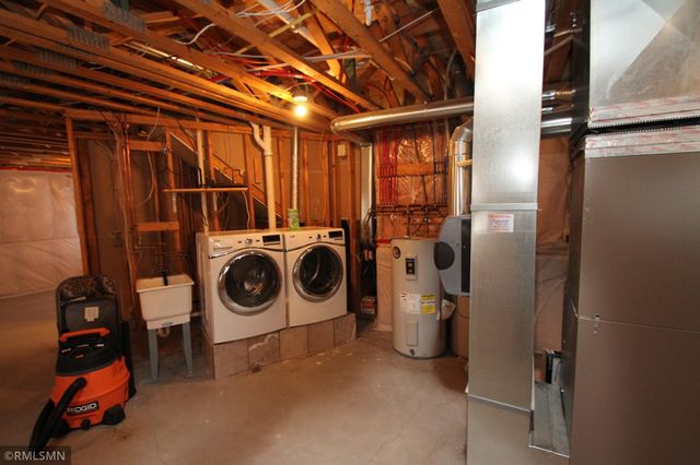 19438 Dodge Street NW, Elk River, MN 55330