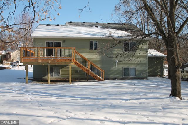 19438 Dodge Street NW, Elk River, MN 55330