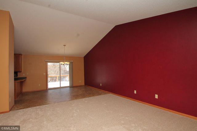 19438 Dodge Street NW, Elk River, MN 55330