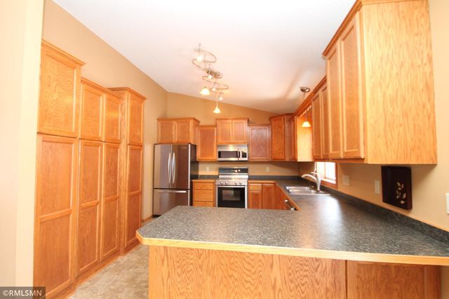 19438 Dodge Street NW, Elk River, MN 55330