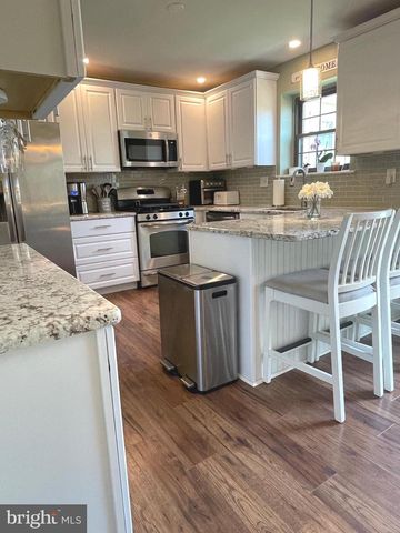 39 RUTH RD, Brookhaven, PA 19015