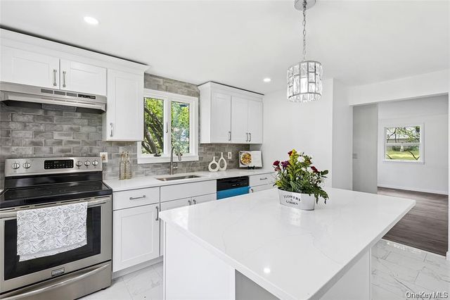 46 Saint George Drive, Shirley, NY 11967