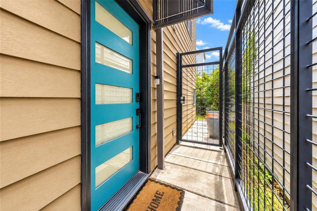 429 Meadow Street, Houston, TX 77020