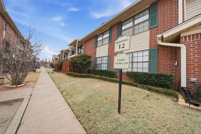 4400 Hemingway Drive 252, Oklahoma City, OK 73118