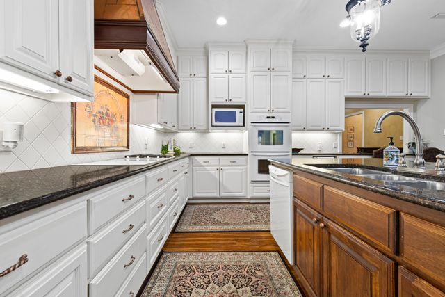 1360 E Main, Henderson, TX 75652