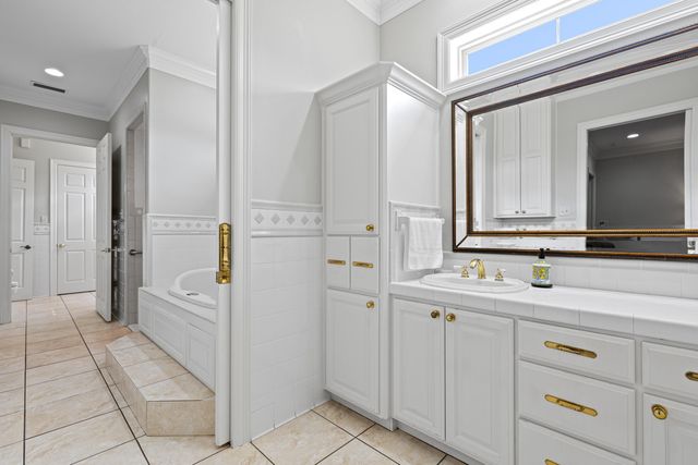 1360 E Main, Henderson, TX 75652