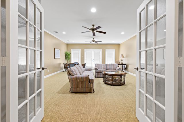 1360 E Main, Henderson, TX 75652