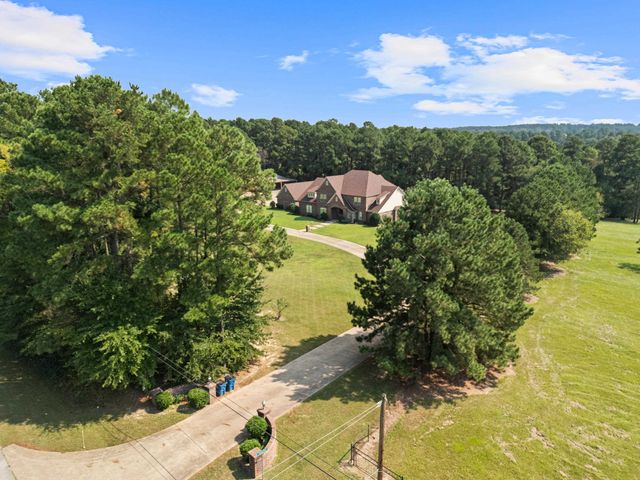 1360 E Main, Henderson, TX 75652