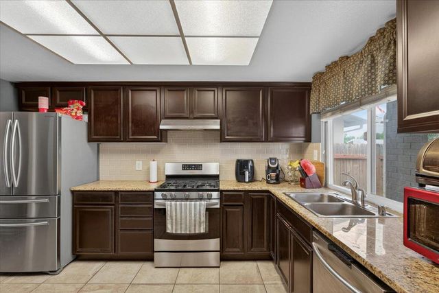 7813 Beaupre Way, Citrus Heights, CA 95610