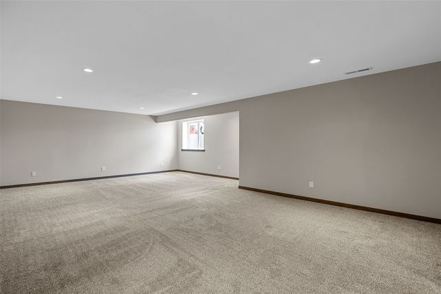 1161 Grant Way, North Liberty, IA 52317