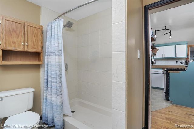 2931 4th Street, Trenton, MI 48183