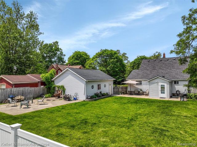 2931 4th Street, Trenton, MI 48183