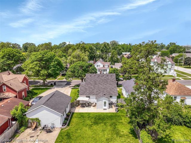 2931 4th Street, Trenton, MI 48183