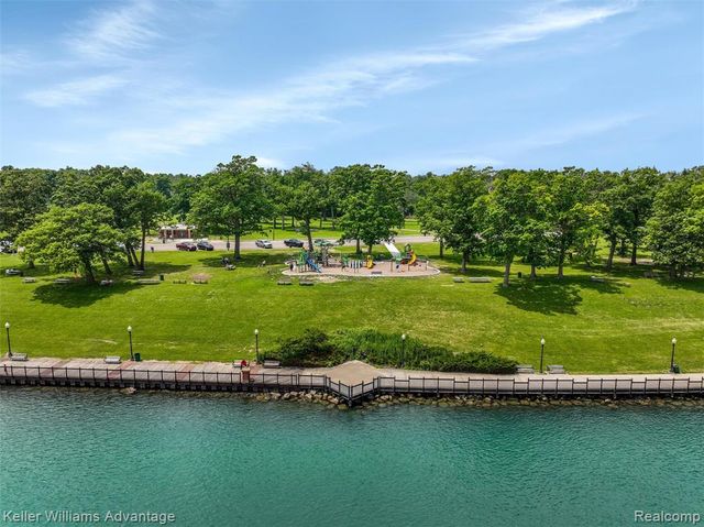 2931 4th Street, Trenton, MI 48183