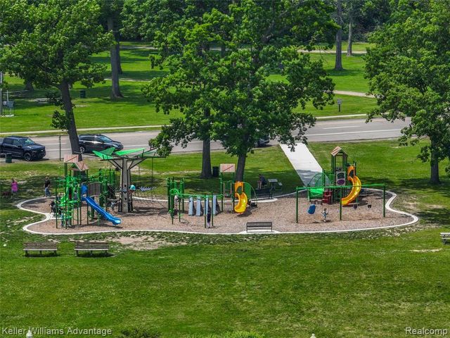 2931 4th Street, Trenton, MI 48183