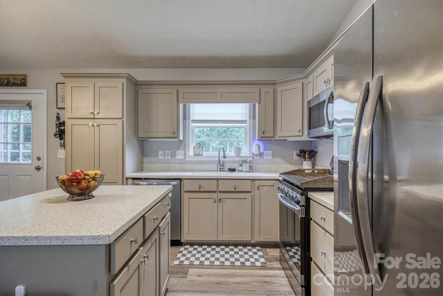 1102 Allman Ridge Road, Morganton, NC 28655