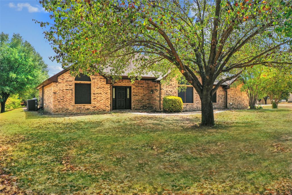 1570 Karen Drive, Argyle, TX 76226 — photo 4