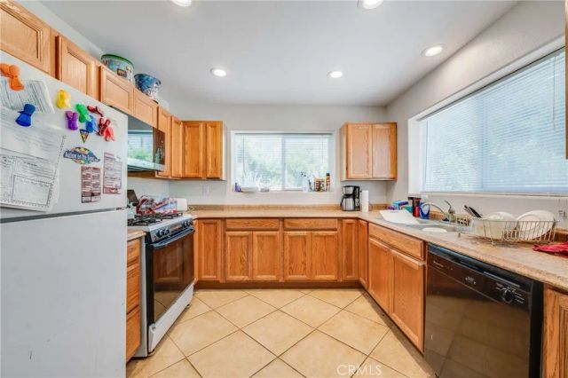 17425 Cross Street, Lake Elsinore, CA 92530