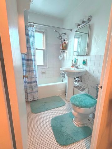 2909 N SHERIDAN Road 1801, Chicago, IL 60657