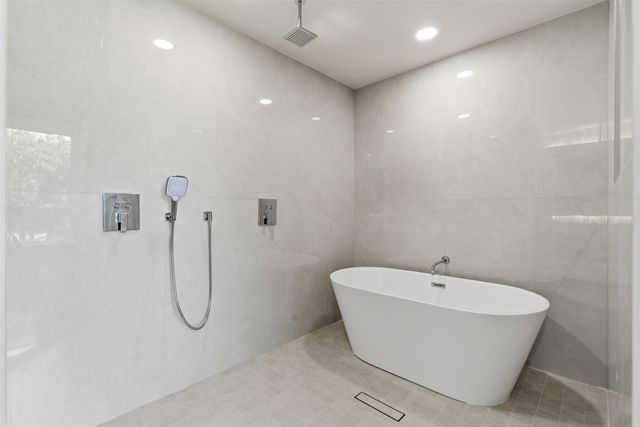 401 Rocky Canyon Court, Arlington, TX 76011