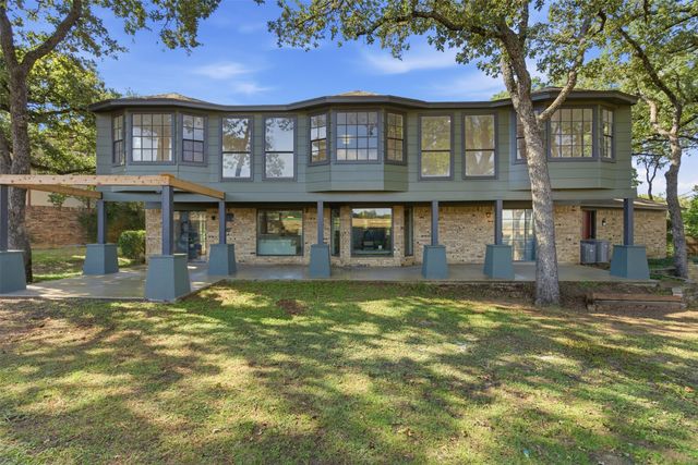 401 Rocky Canyon Court, Arlington, TX 76011