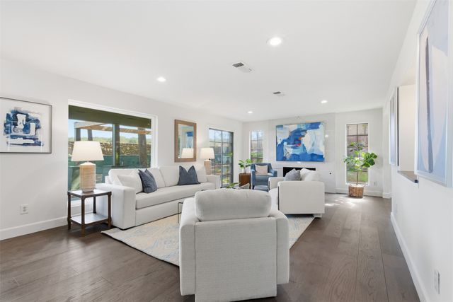 401 Rocky Canyon Court, Arlington, TX 76011