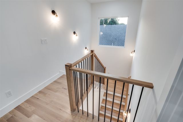 514 S Glasgow Drive, Dallas, TX 75223