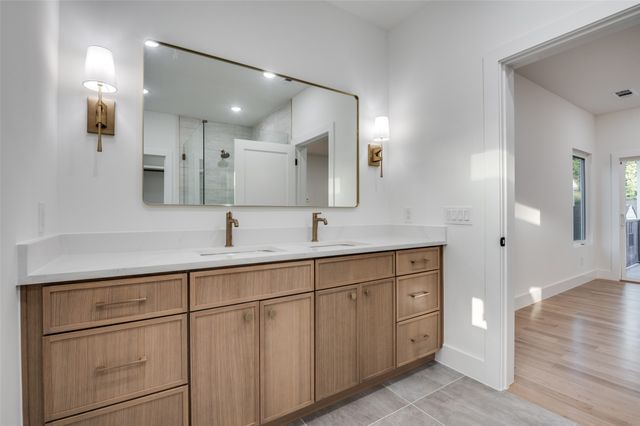 514 S Glasgow Drive, Dallas, TX 75223