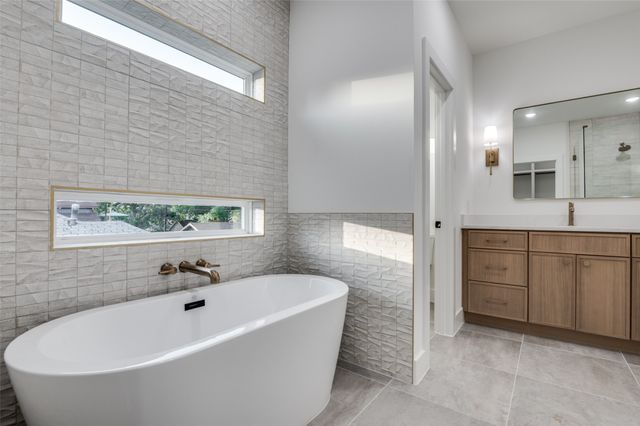 514 S Glasgow Drive, Dallas, TX 75223