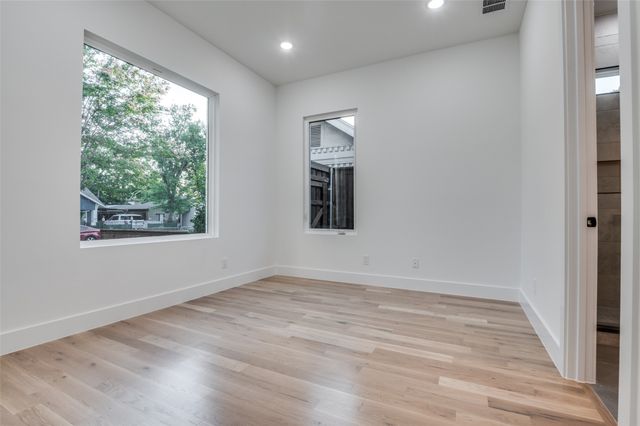 514 S Glasgow Drive, Dallas, TX 75223