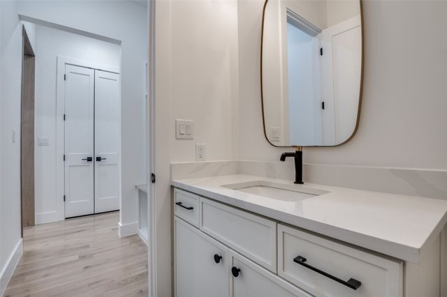 514 S Glasgow Drive, Dallas, TX 75223