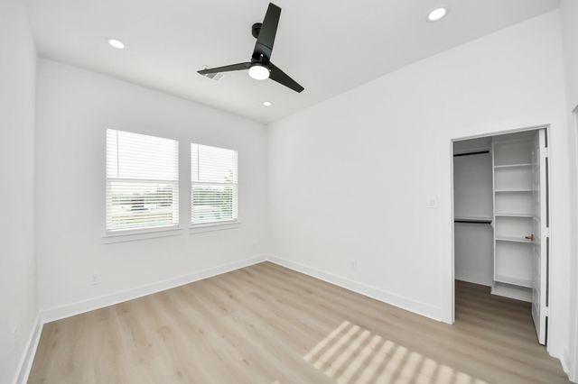 8601 Amadwe Street B, Houston, TX 77051